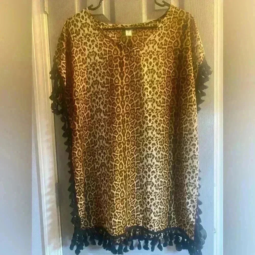 Yincra Cheetah print swimsuit cover up boxy square cut with black fringe size SM